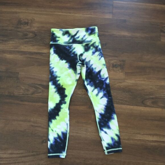 Athleta Elation Tie Dye 7/8 Tight XS - Picture 3 of 4